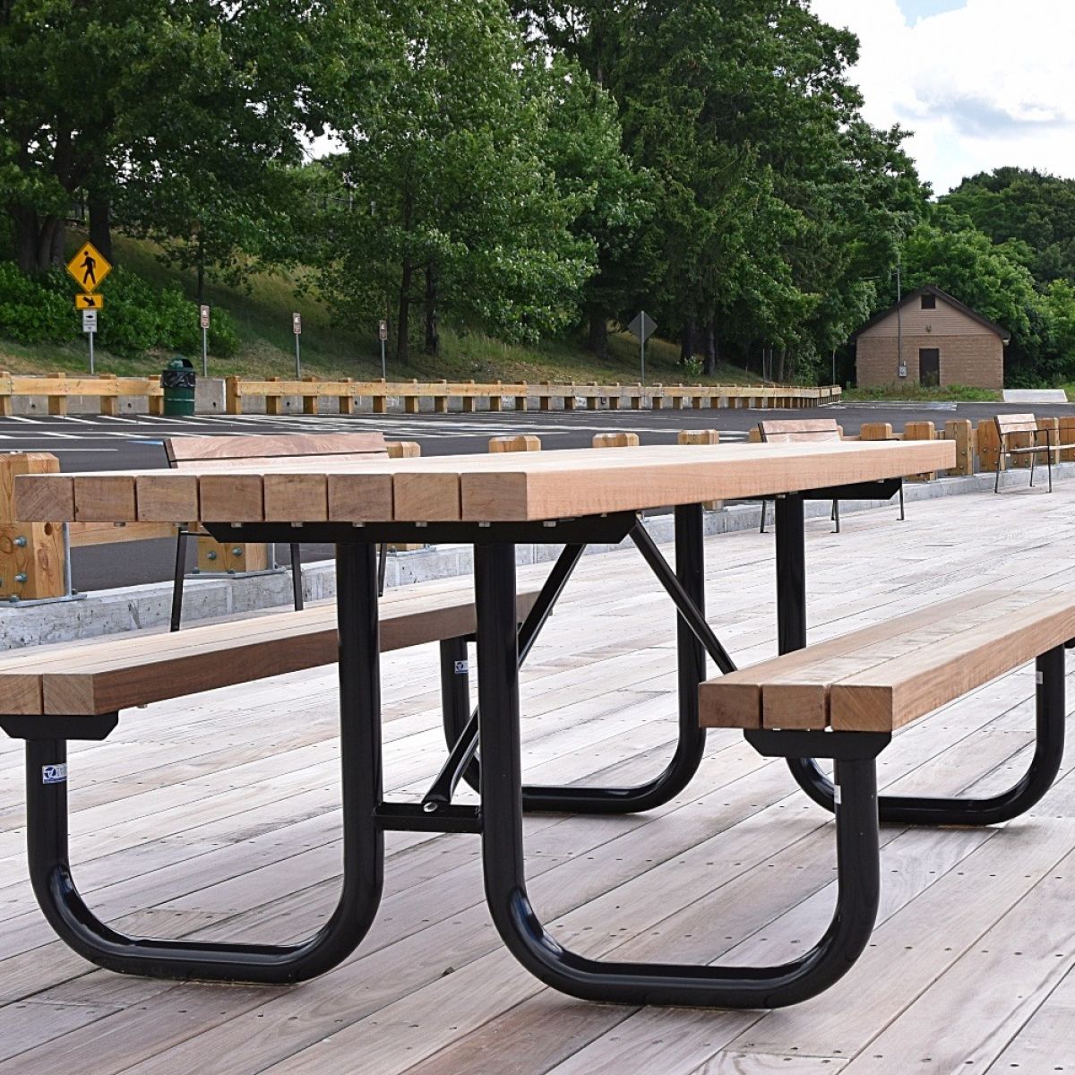 Walden Park Picnic Table