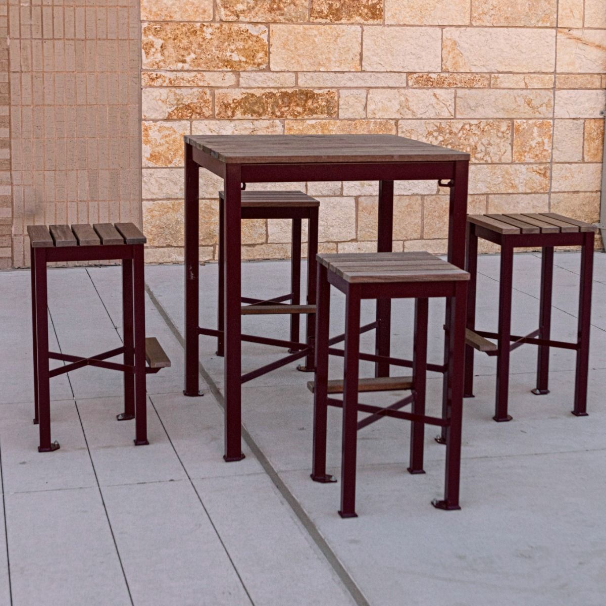 Monona Stools