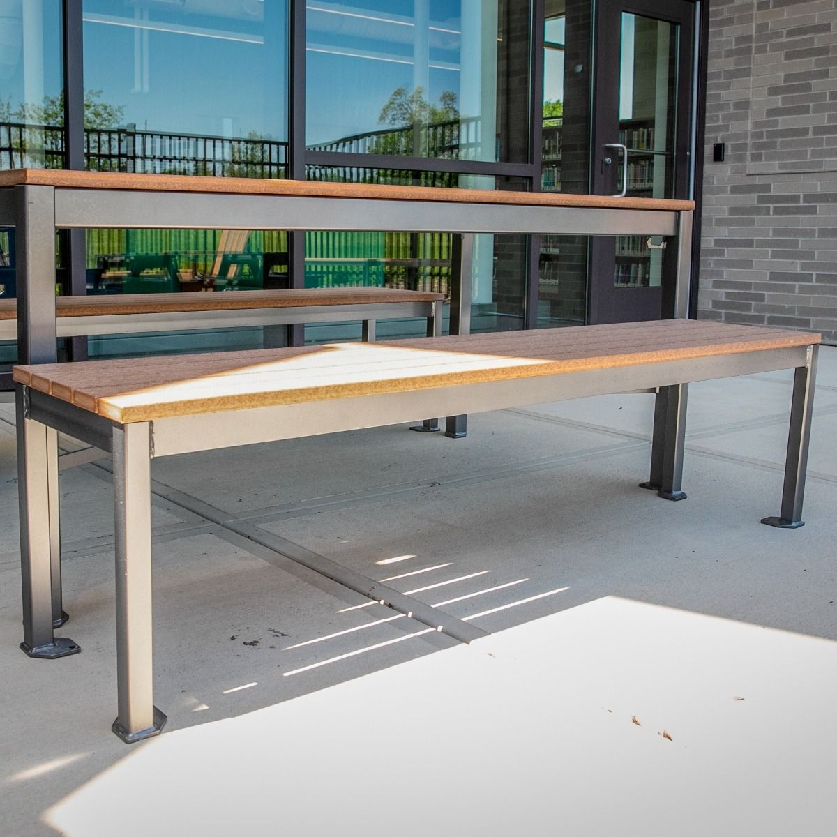 Monona Flat Bench